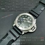 Fake Panerai Luminor Submersible Black Rubber Strap Watch PAM00682